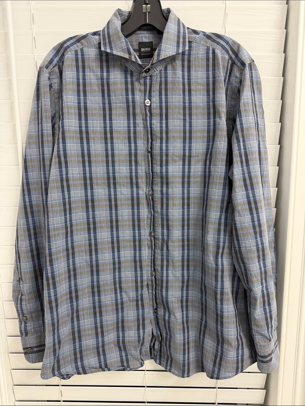 Boss Light Blue and Navy Plaid Long-Sleeve Button-Down Shirt L